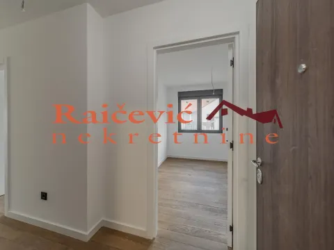Sale, four bedroom apartment, 75m², Zvezdara Sve Podlokacije, Beograd - image 17
