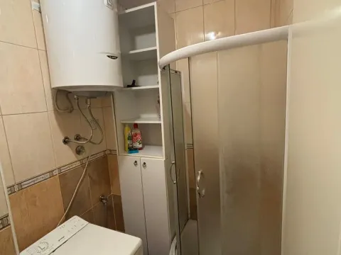 Izdavanje, jednosoban stan, 30m², Preko Morače, Podgorica - image 4