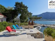 Sale, house, 450m², Dobrota, Kotor - image 25