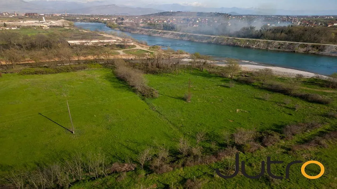 Sale, land lot, 2349m², Podgorica, Crna Gora
