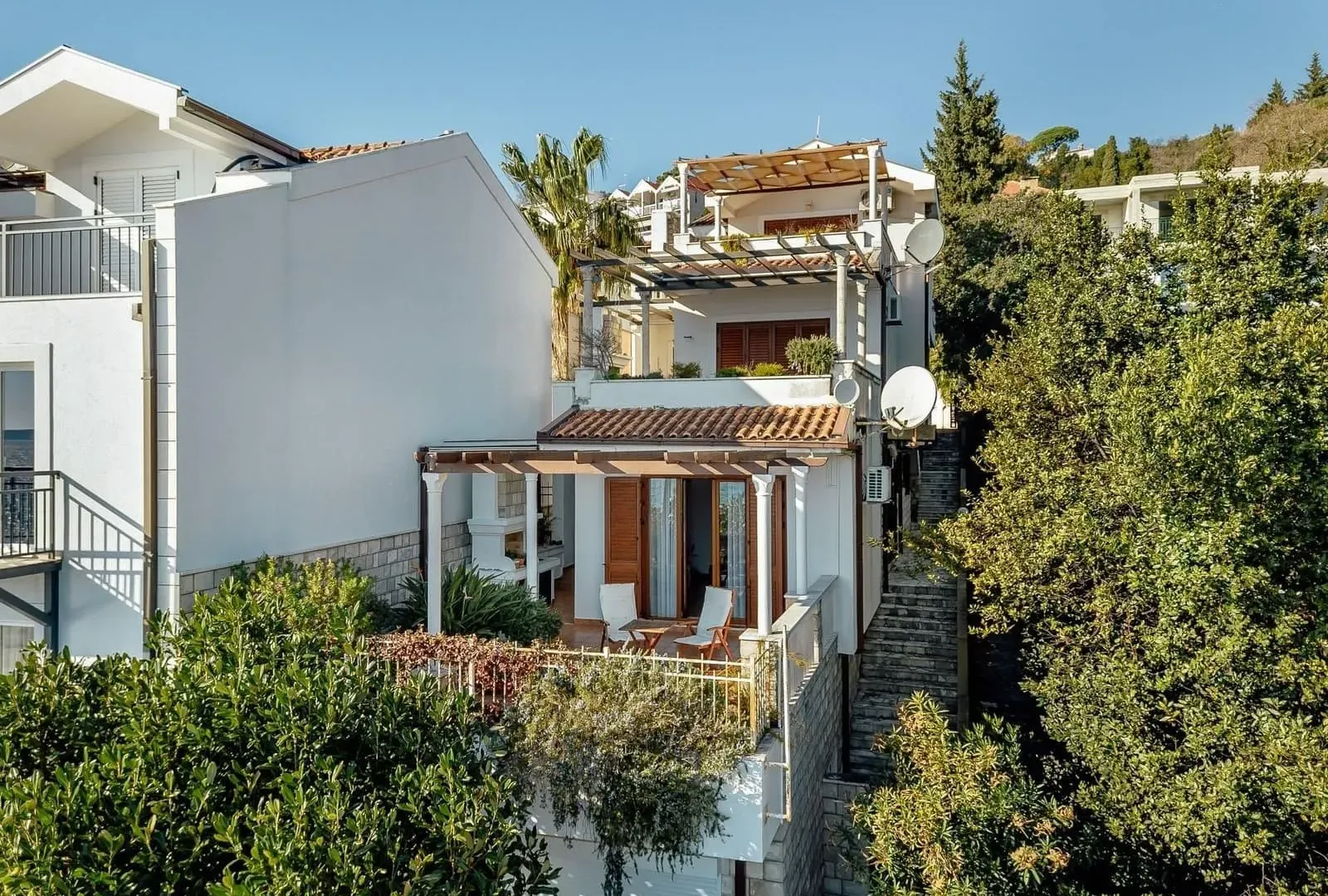 Prodaja, dvosoban stan, 130m², Savina, Herceg Novi