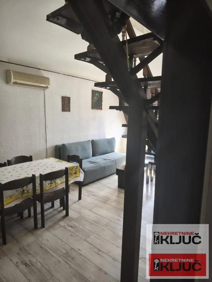 Prodaja, trosoban stan, 73m², Sajmište, Novi Sad