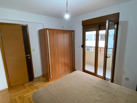 Rent, two bedroom apartment, 55m², Stari Aerodrom, Podgorica - image 5