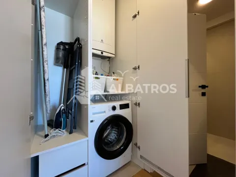 Izdavanje, jednosoban stan, 63m², Centar, Bar - image 16