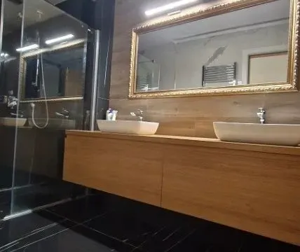 Izdavanje, četvorosoban stan, 204m², Kalenić Pijaca, Vračar Sve Podlokacije - image 6