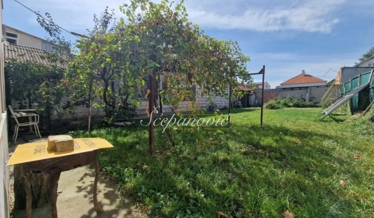 Sale, house, 396m², Klisa, Novi Sad Sve Podlokacije
