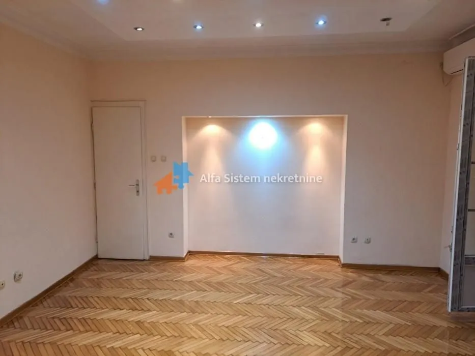 Rent, office space, 130m², Stari Grad, Beograd