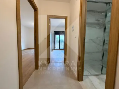 Izdavanje, jednosoban stan, 47m², New City, Podgorica - image 5