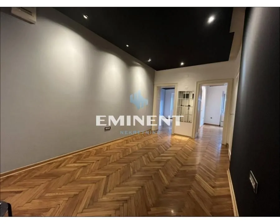 Rent, three bedroom apartment, 80m², Stari Grad, Beograd