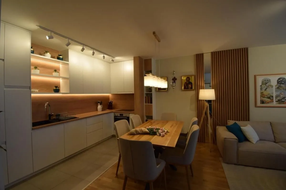 Prodaja, četvorosoban stan, 111m², Sajmište, Novi Sad