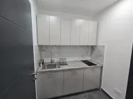 Izdavanje, poslovni prostor, 80m², Centar, Podgorica - image 7