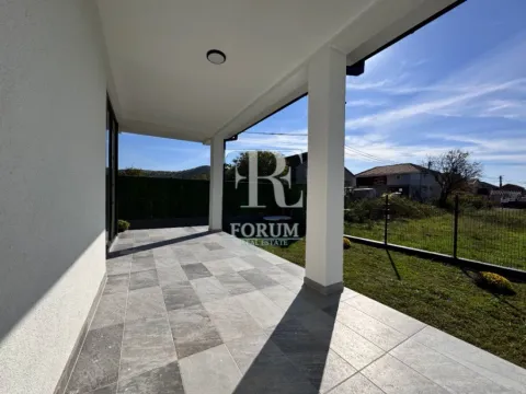 Izdavanje, kuća, 170m², Murtovina, Podgorica - image 10