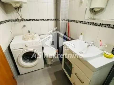 Izdavanje, trosoban stan, 61m², Lekino Brdo, Voždovac Sve Podlokacije - image 16