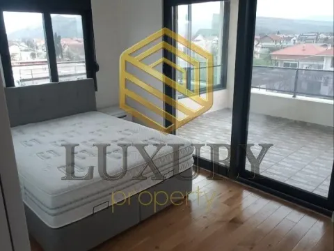 Rent, house, 2000m², Gornja Gorica, Podgorica - image 14