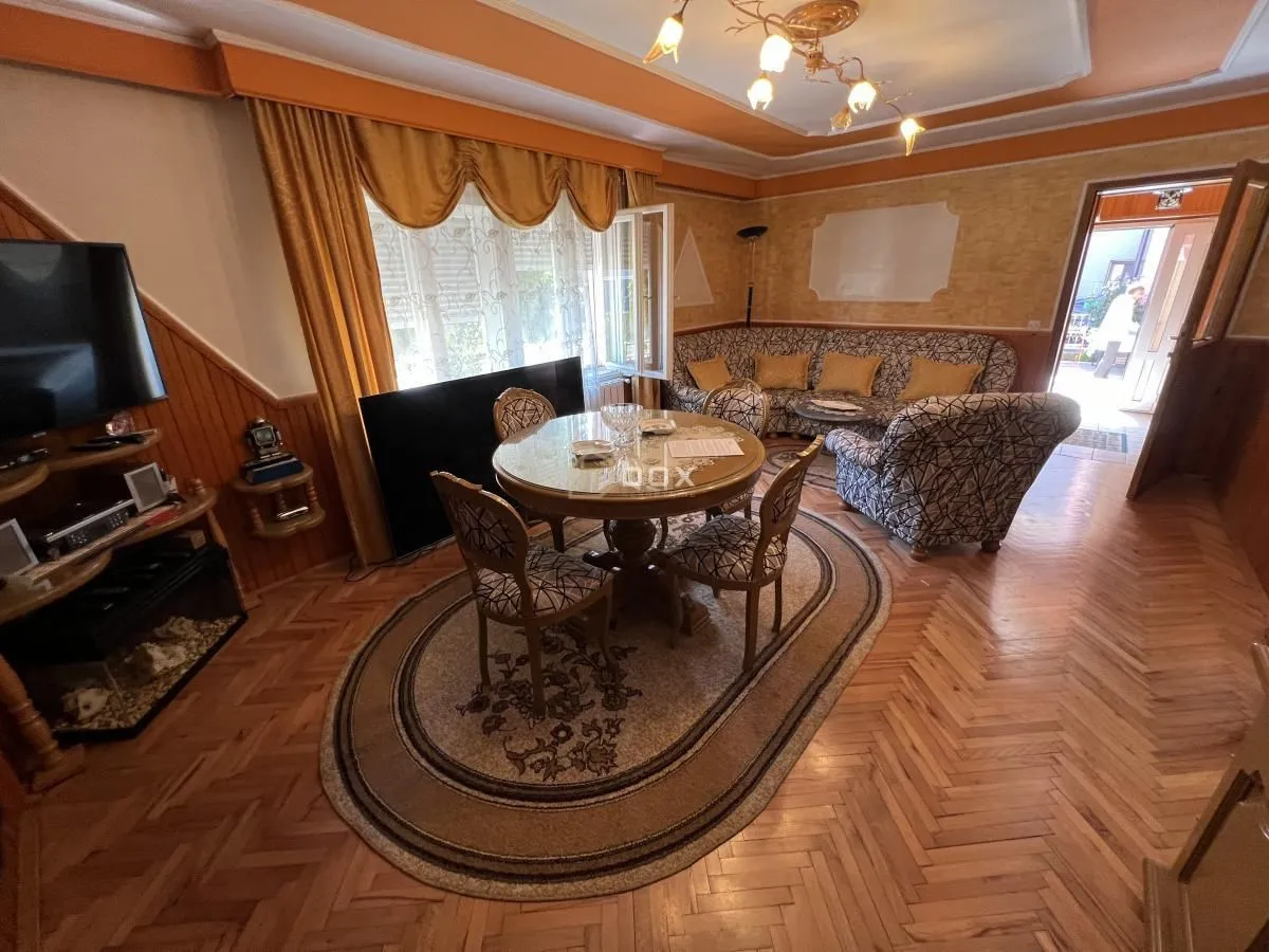 Sale, house, 168m², Crveni Krst, Niš