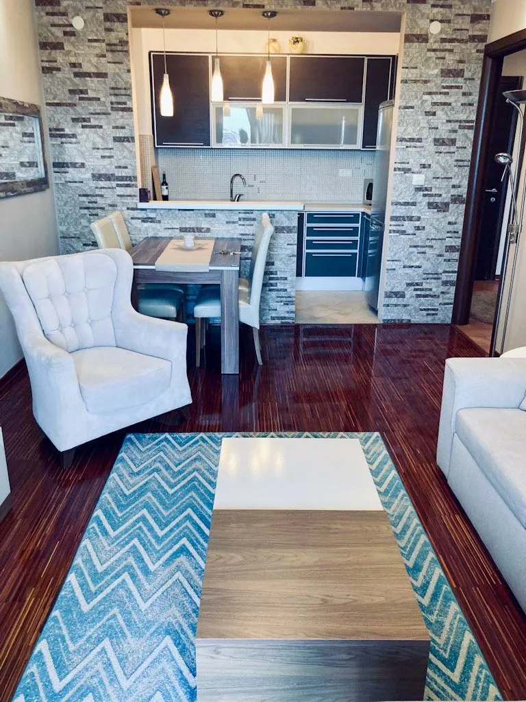 Rent, two bedroom apartment, 75m², Gorica C, Podgorica