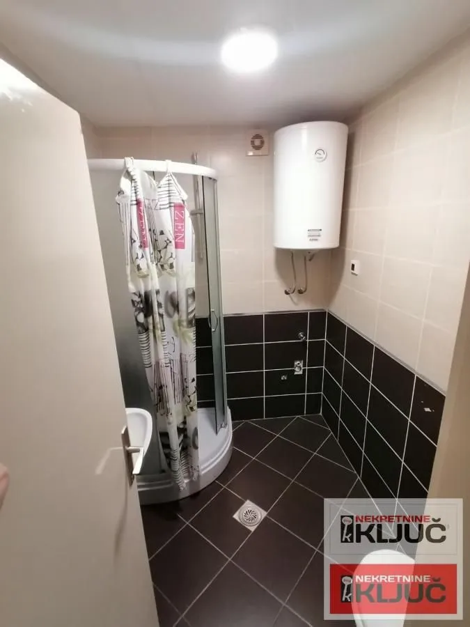 Izdavanje, garsonjera, 29m², Adice, Novi Sad Sve Podlokacije