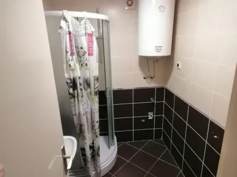 Izdavanje, garsonjera, 29m², Adice, Novi Sad Sve Podlokacije - image 4