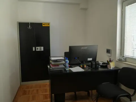 Rent, office space, 160m², Centar, Podgorica - image 5