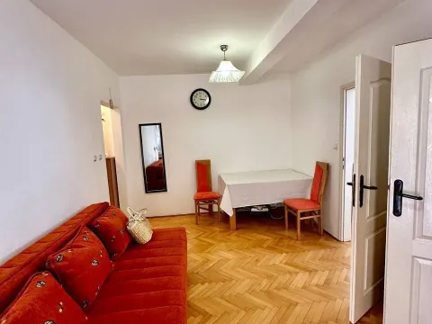 Prodaja, dvosoban stan, 52m², Centar, Budva - image 1