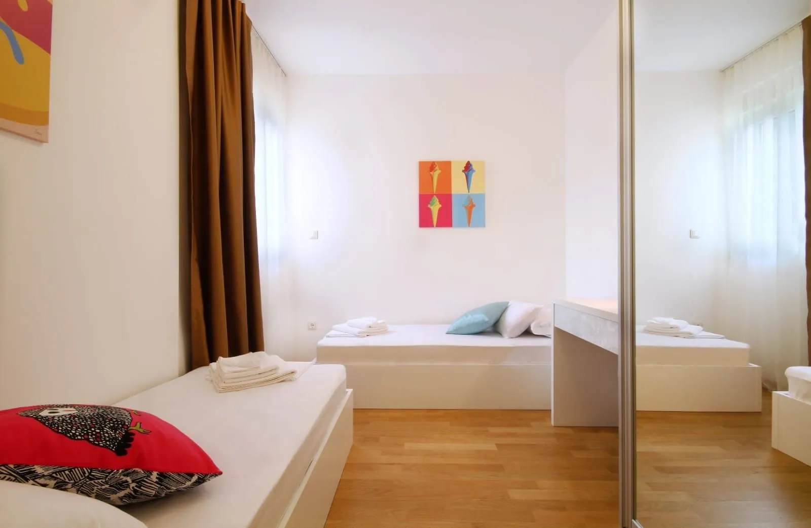 Rent, two bedroom apartment, 75m², Centar, Budva