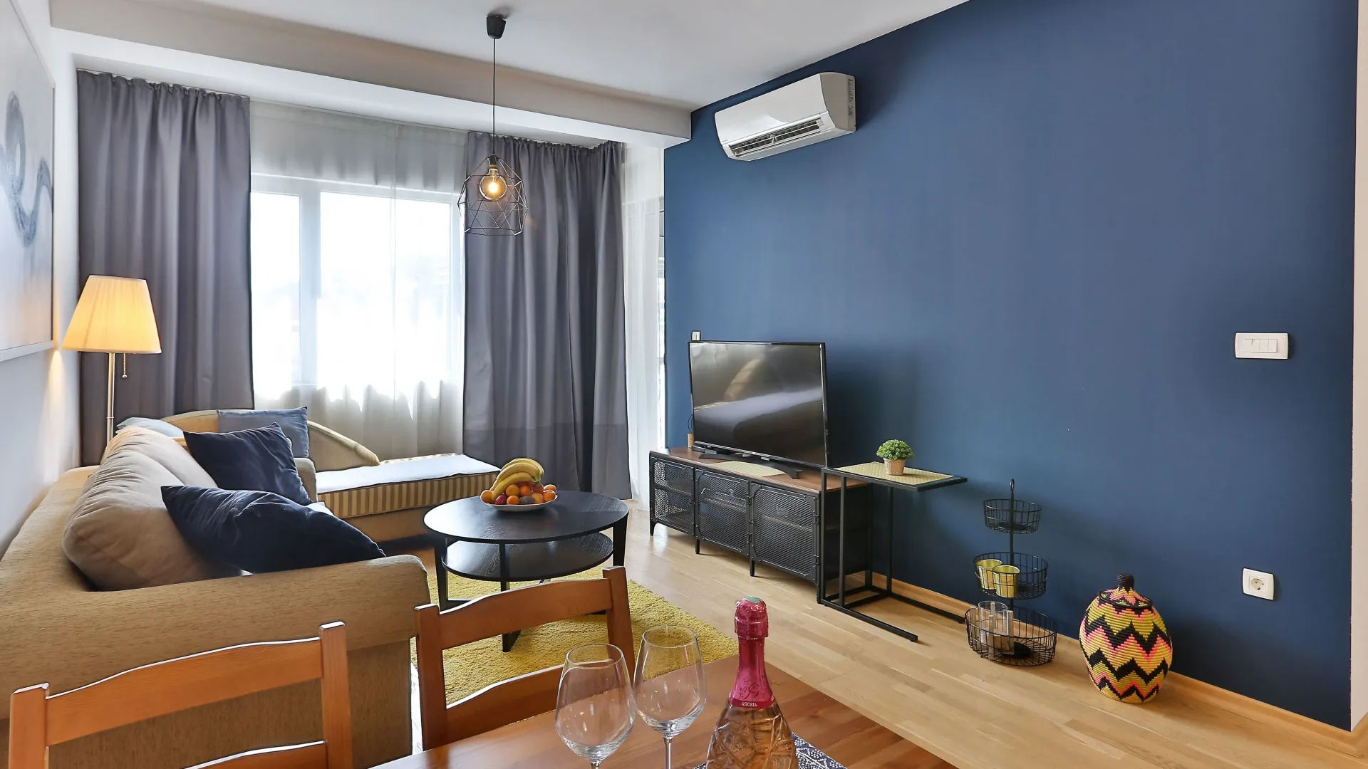 Rent, two bedroom apartment, 60m², Budva okolina, Budva