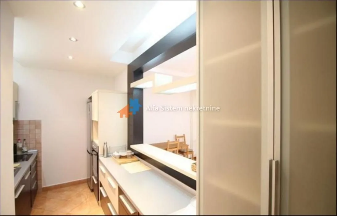 Rent, four bedroom apartment, 160m², Vračar Centar, Vračar Sve Podlokacije