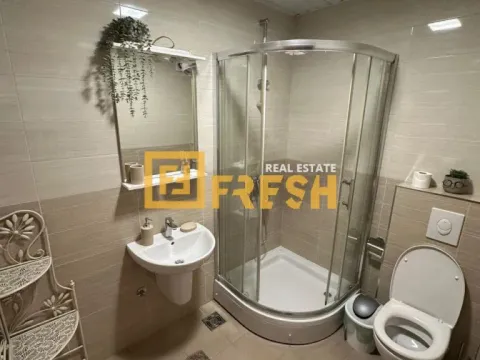 Izdavanje, dvosoban stan, 64m², City Kvart, Podgorica - image 20