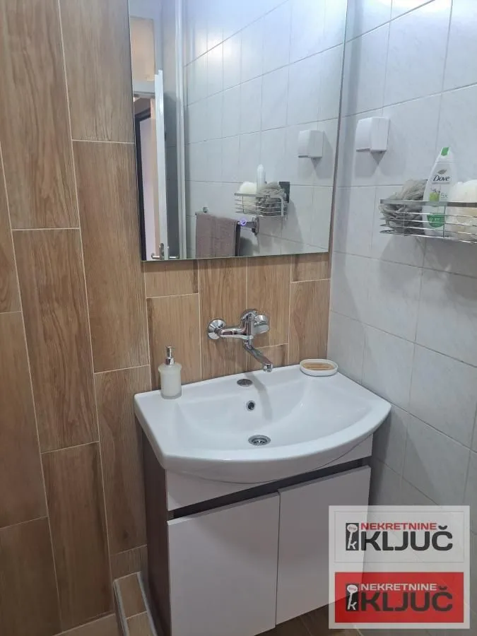 Prodaja, garsonjera, 16m², Železnička Stanica, Novi Sad Sve Podlokacije