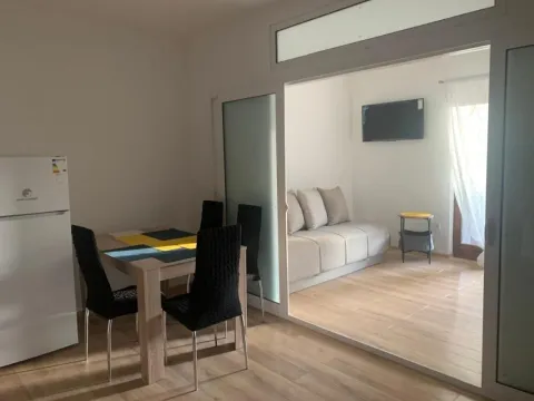 Rent, one bedroom apartment, 76m², Šušanj, Bar - image 3