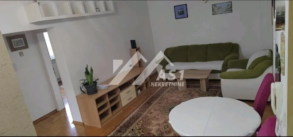 Izdavanje, trosoban stan, 65m², Novi Sad Sve Podlokacije, Novi Sad