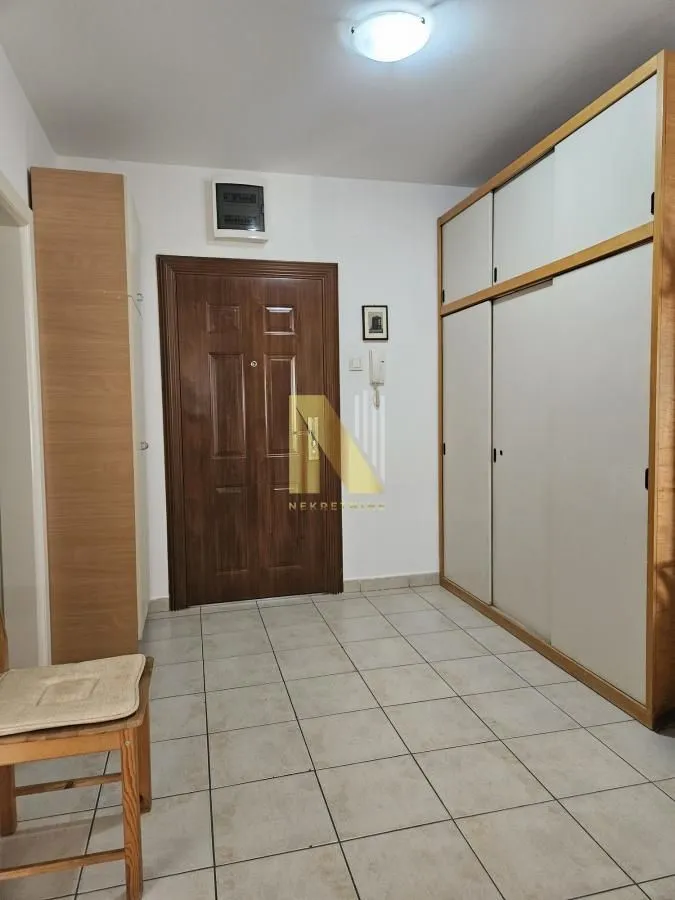Rent, three bedroom apartment, 69m², Grbavica, Novi Sad Sve Podlokacije