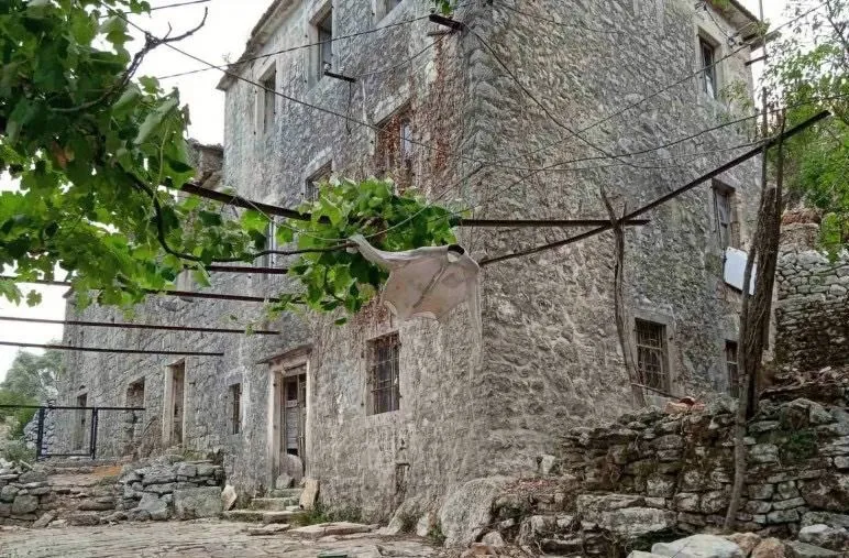 Sale, house, 186m², Stoliv, Kotor