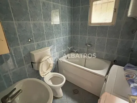 Rent, three bedroom apartment, 90m², Sutomore, Bar - image 7