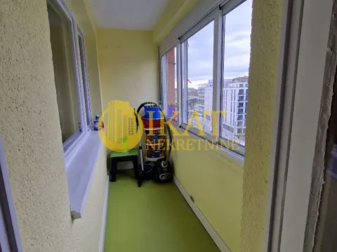 Izdavanje, trosoban stan, 72m², Savski Trg, Beograd - image 5