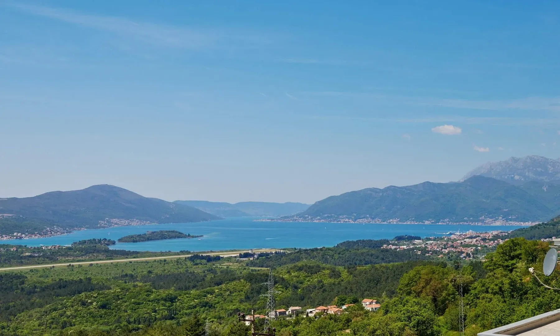 Prodaja, kuća, 233m², Kavač, Kotor