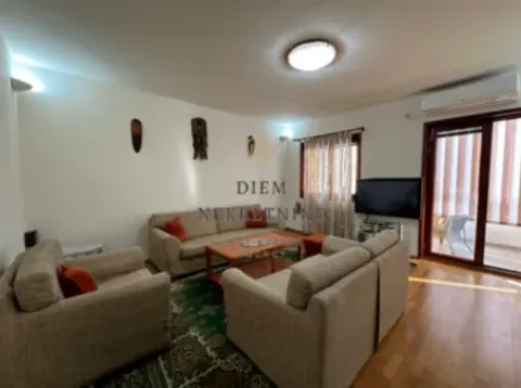 Izdavanje, trosoban stan, 120m², Zabjelo, Podgorica - image 11