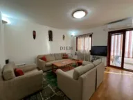 Izdavanje, trosoban stan, 120m², Zabjelo, Podgorica - image 11