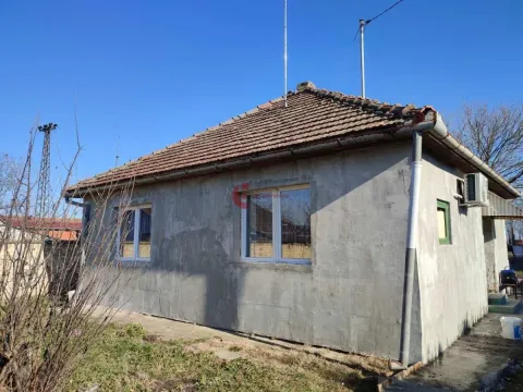 Sale, house, 78m², Stari Žednik, Subotica