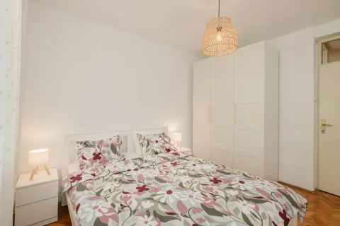 Rent, one bedroom apartment, 56m², Igalo, Herceg Novi - image 4