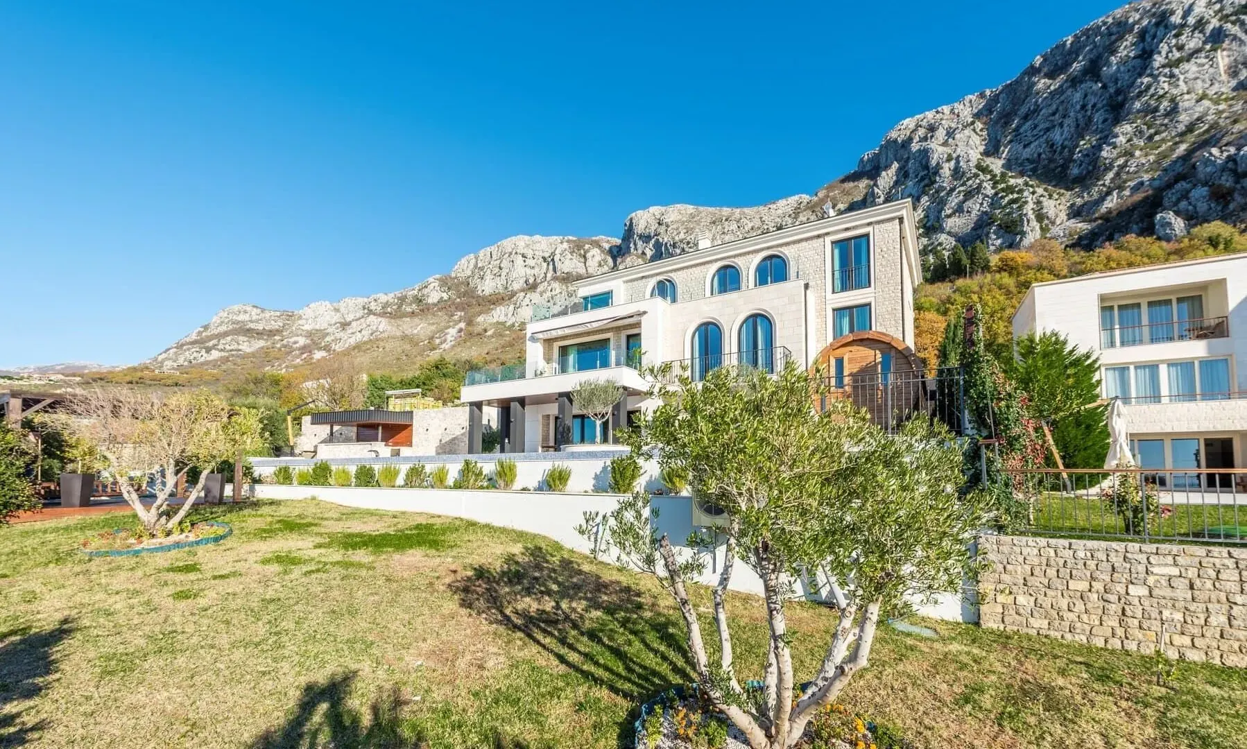 Sale, house, 496m², Blizikuće, Budva