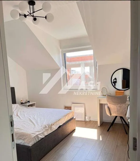 Izdavanje, trosoban stan, 63m², Salajka, Novi Sad Sve Podlokacije