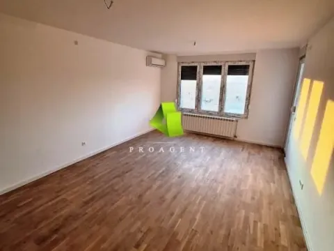 Prodaja, dvosoban stan, 99m², Centar, Niš - image 8