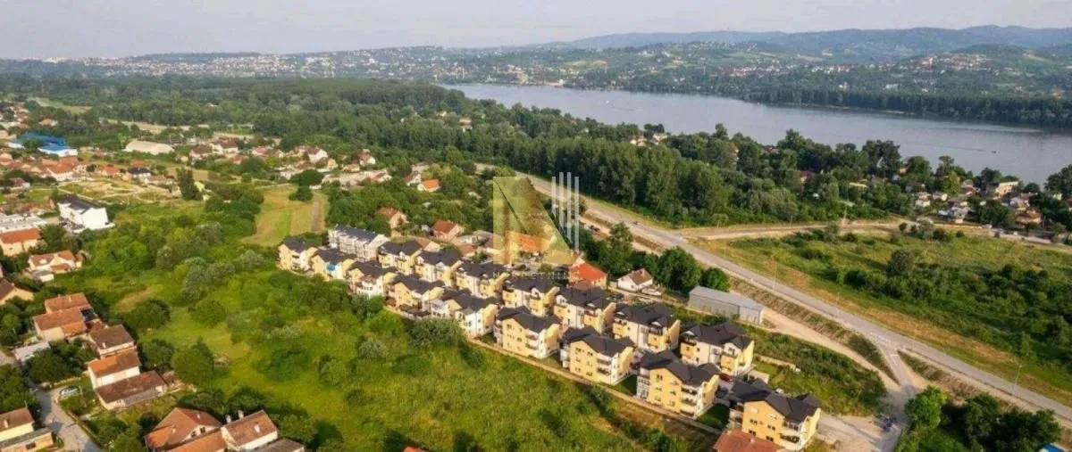 Prodaja, trosoban stan, 82m², Veternik, Novi Sad Sve Podlokacije