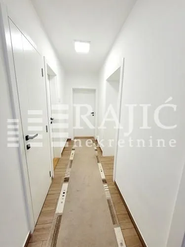 Rent, three bedroom apartment, 80m², Stari Grad, Beograd