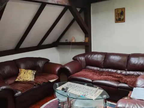 Rent, house, 150m², Kragujevac, Srbija - image 1