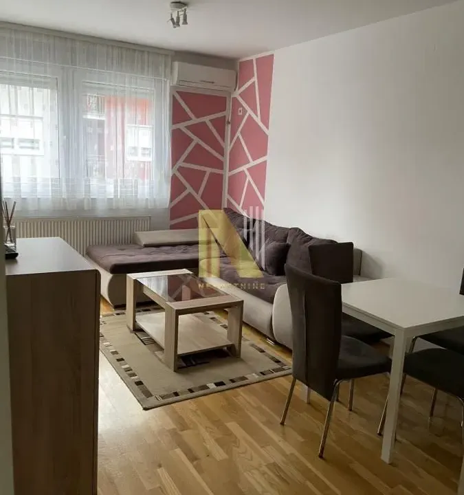Izdavanje, jednosoban stan, 38m², Podbara, Novi Sad Sve Podlokacije