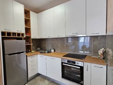 Izdavanje, jednosoban stan, 45m², Zabjelo, Podgorica
