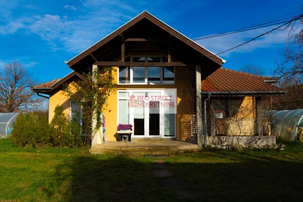 Prodaja, kuća, 130m², Petrovac na Mlavi, Srbija