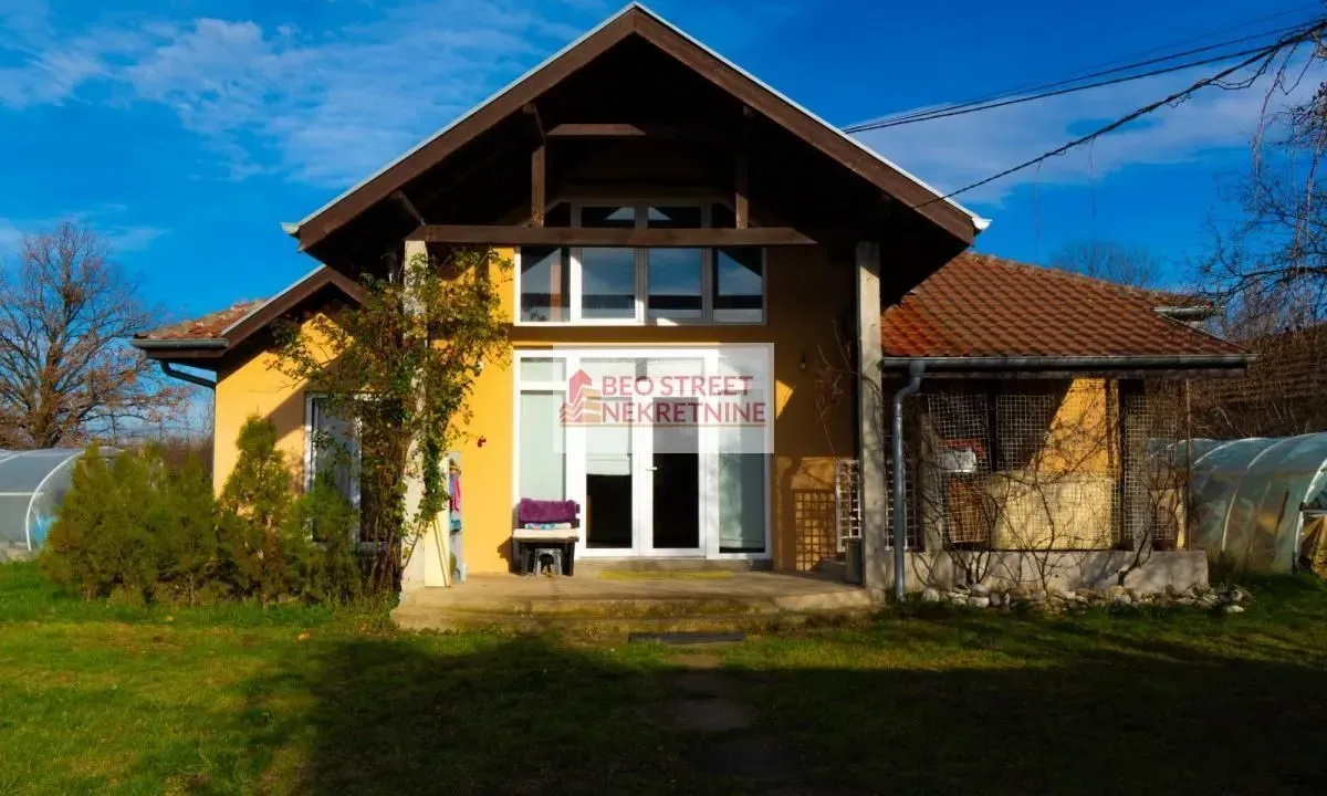 Prodaja, kuća, 130m², Petrovac na Mlavi, Srbija